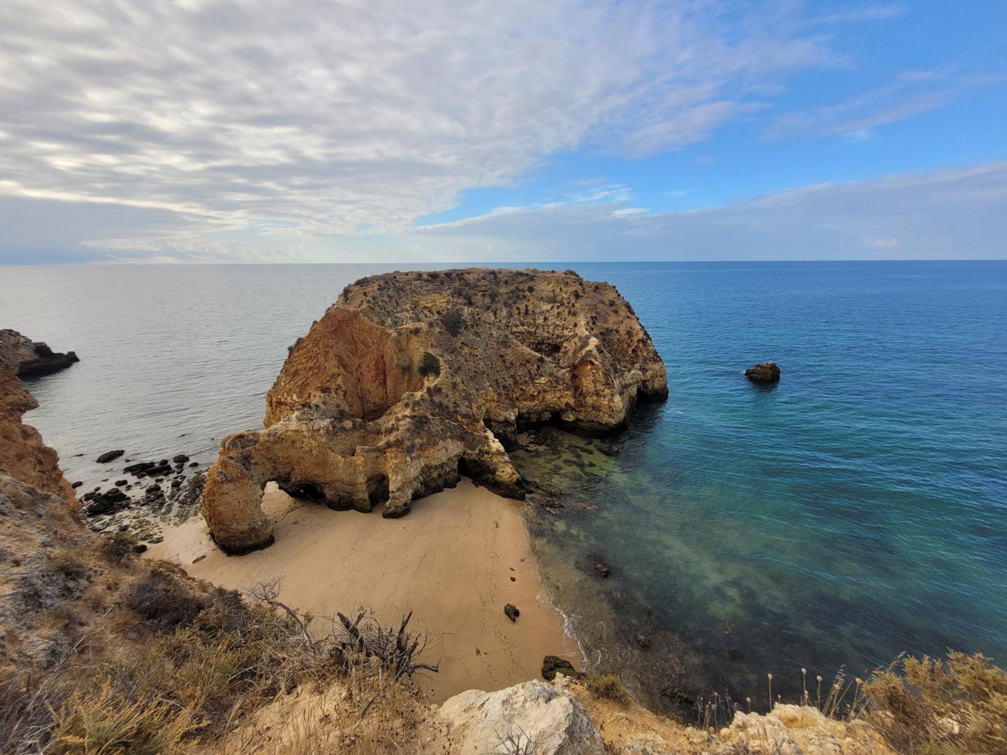 O Wow Sunset Beach And Cliffs View Portimao Bagian luar foto