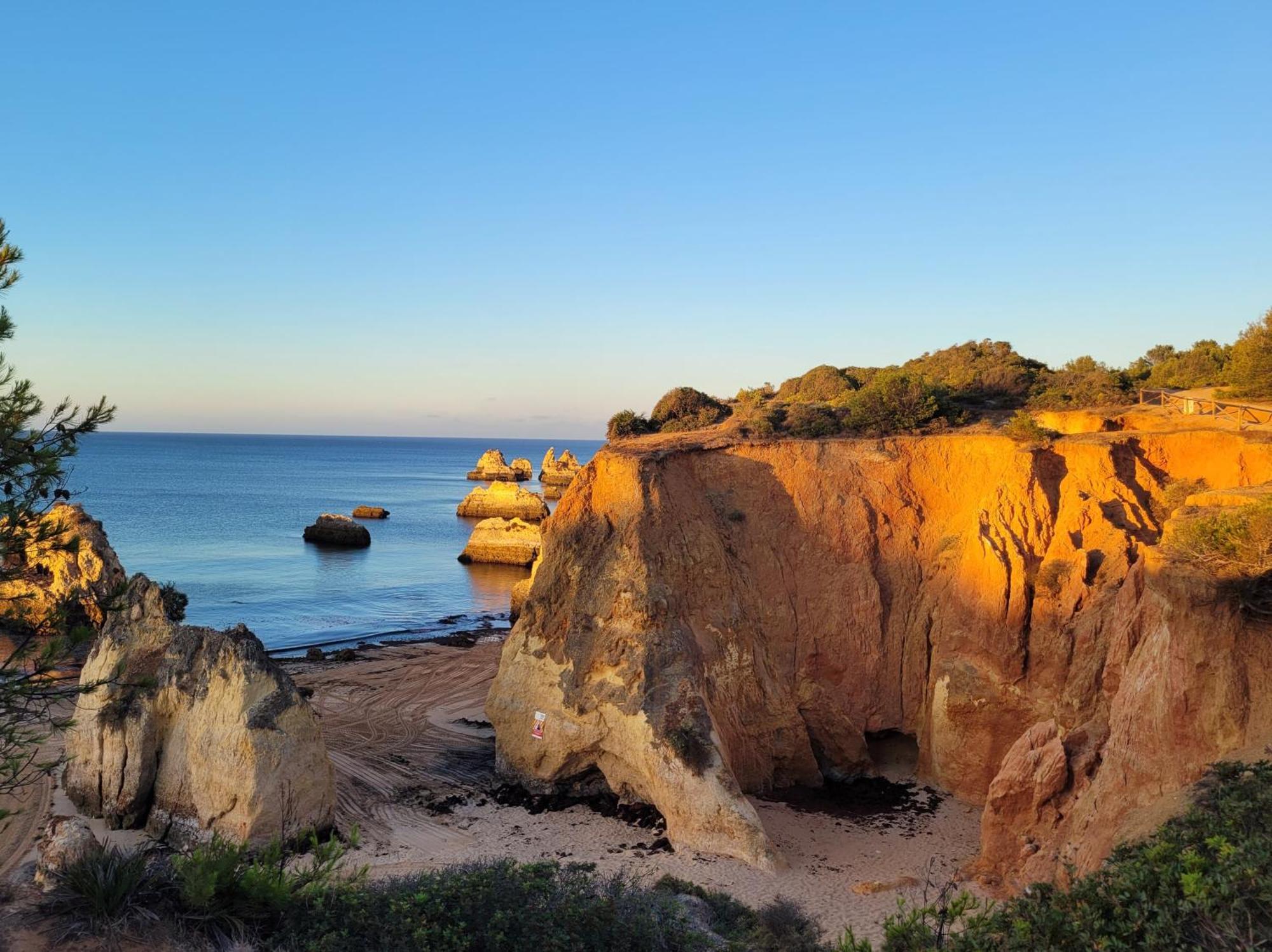 O Wow Sunset Beach And Cliffs View Portimao Bagian luar foto